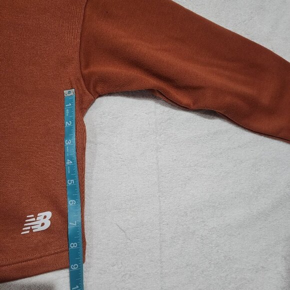 New Balance Womens Cropped Turtle Neck - Picture 4 of 7
